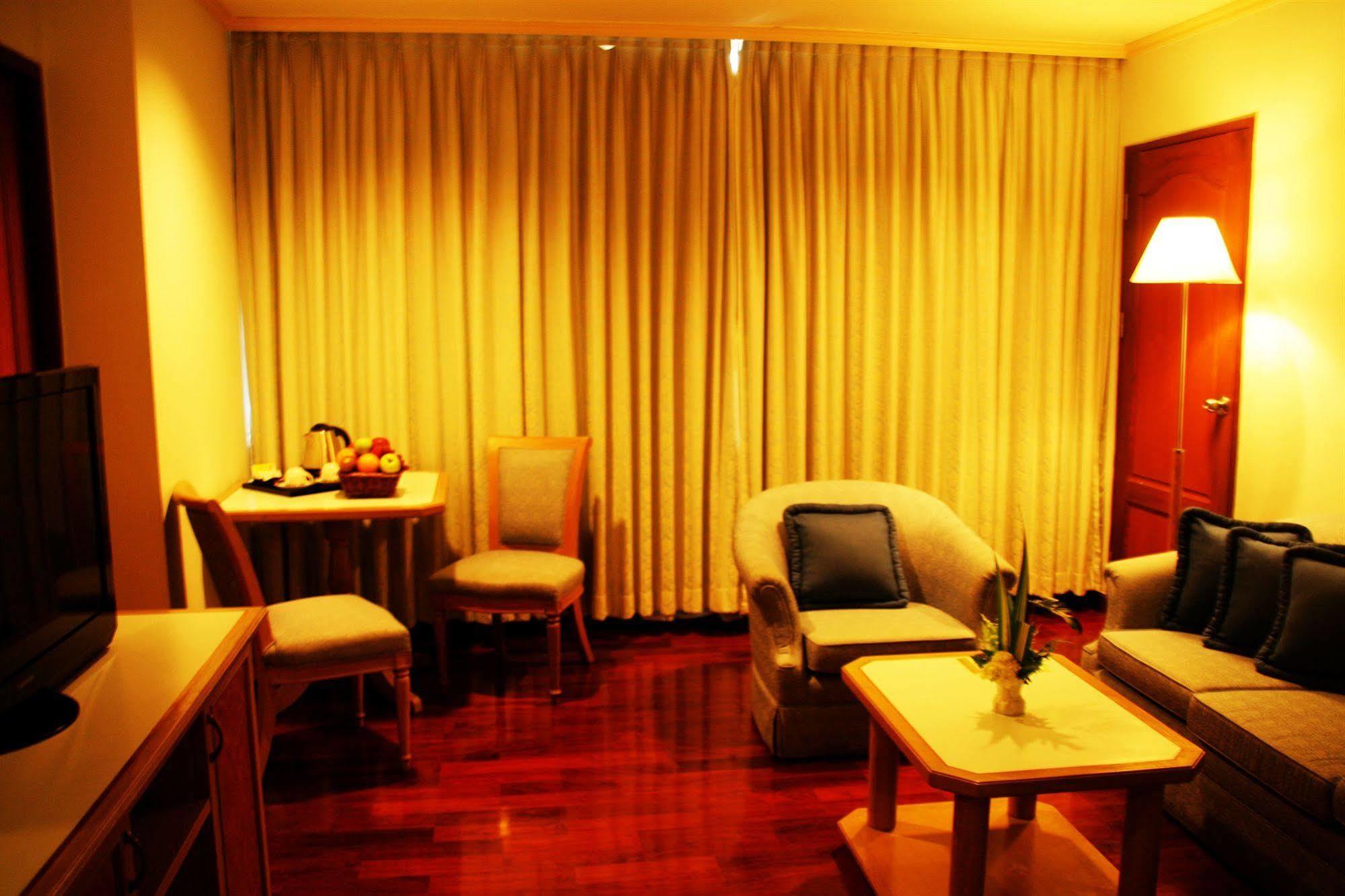 Grand Tower Inn Rama 6 Bangkok Exteriér fotografie